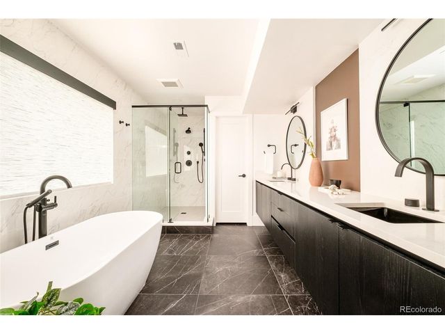 3985 Mariposa St, Denver, CO 80211