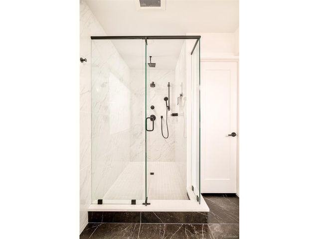 3985 Mariposa St, Denver, CO 80211
