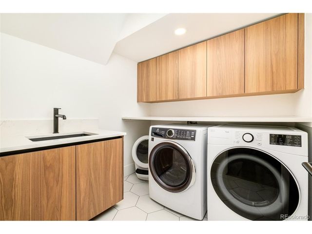3985 Mariposa St, Denver, CO 80211