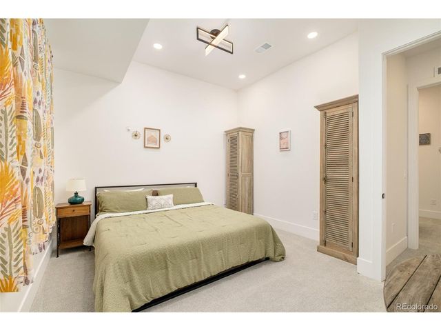 3985 Mariposa St, Denver, CO 80211