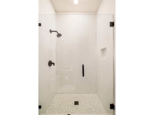 3985 Mariposa St, Denver, CO 80211