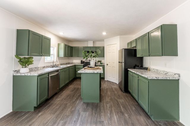 321 Forest Road, Point Blank, TX 77364