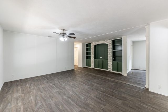 321 Forest Road, Point Blank, TX 77364