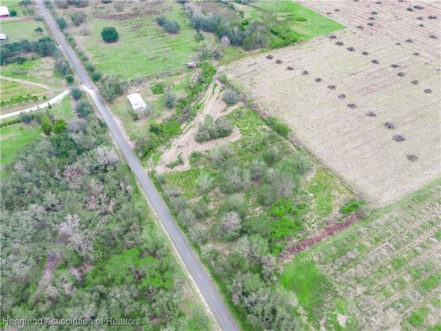 5926 Van Simmons Road, Wauchula, FL 33873