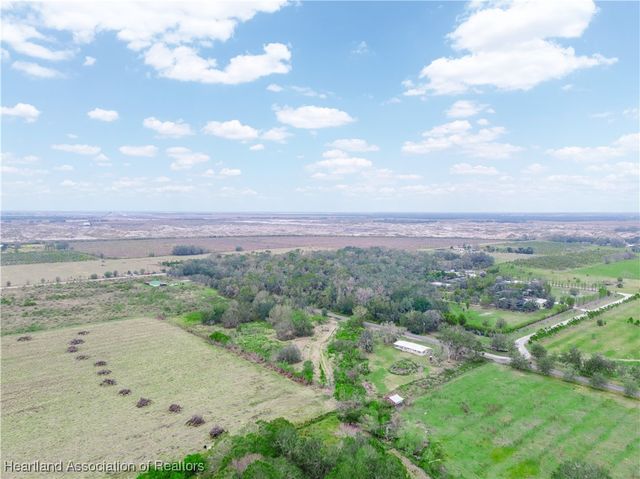5926 Van Simmons Road, Wauchula, FL 33873