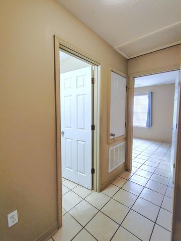 1115 Howell, Apt c, Purvis, MS 39475