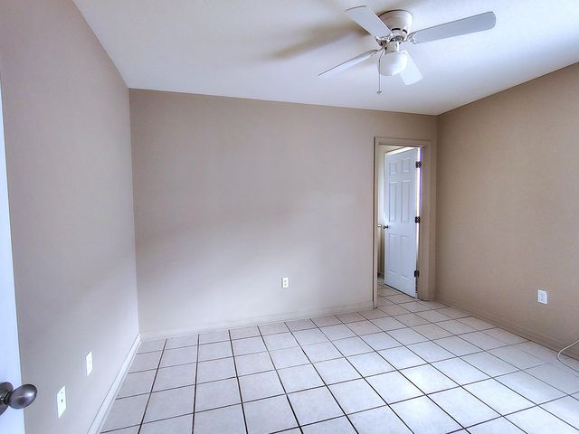 1115 Howell, Apt c, Purvis, MS 39475