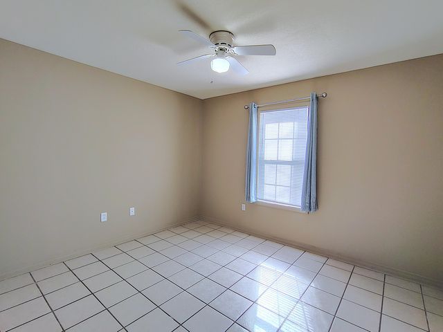 1115 Howell, Apt c, Purvis, MS 39475