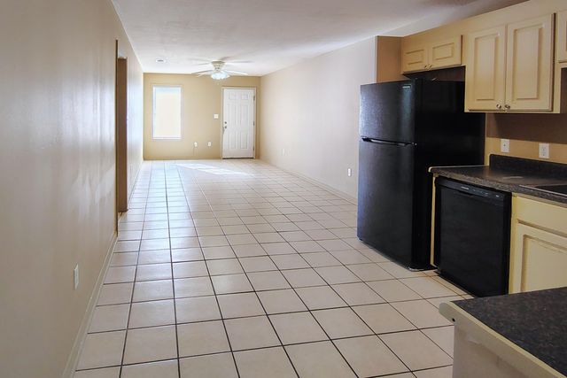 1115 Howell, Apt c, Purvis, MS 39475