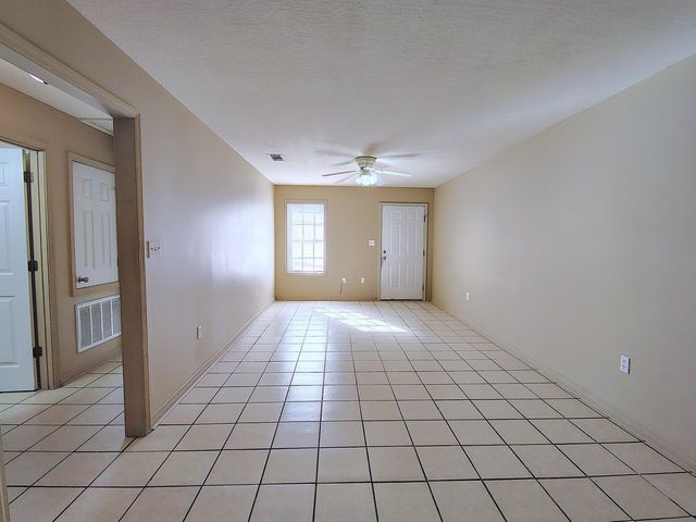 1115 Howell, Apt c, Purvis, MS 39475