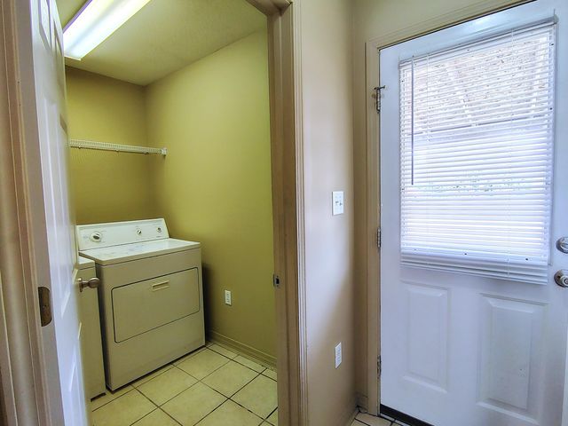 1115 Howell, Apt c, Purvis, MS 39475