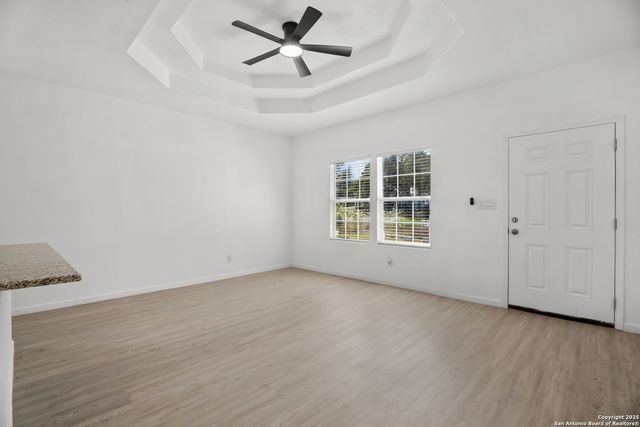 1032 Blueridge Dr, Canyon Lake, TX 78133