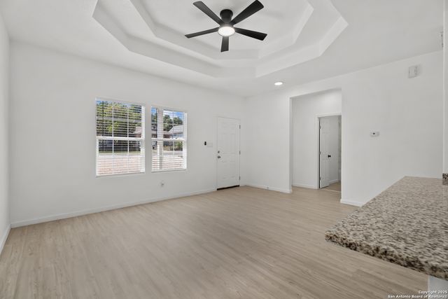 1032 Blueridge Dr, Canyon Lake, TX 78133