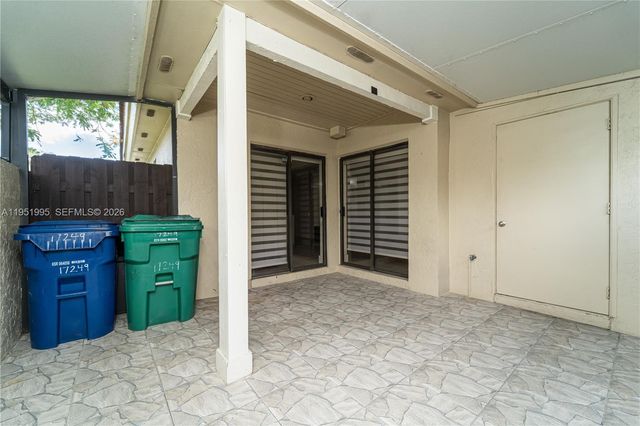 17249 NW 60th Ct 17249, Hialeah, FL 33015