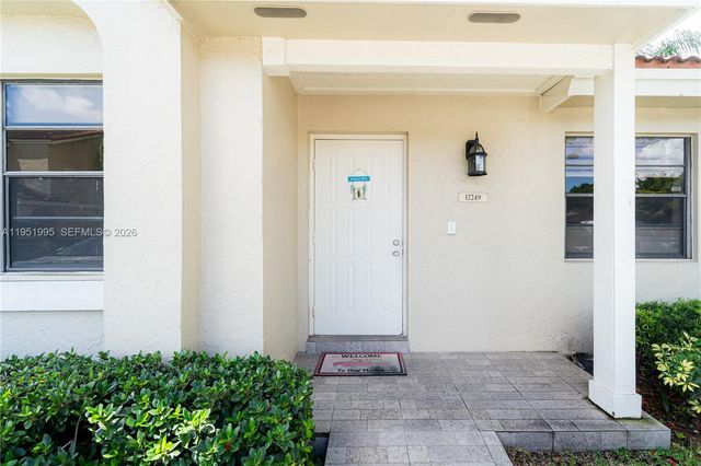 17249 NW 60th Ct 17249, Hialeah, FL 33015