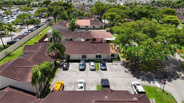 17249 NW 60th Ct 17249, Hialeah, FL 33015