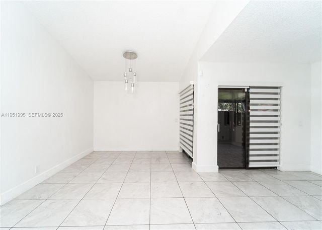 17249 NW 60th Ct 17249, Hialeah, FL 33015