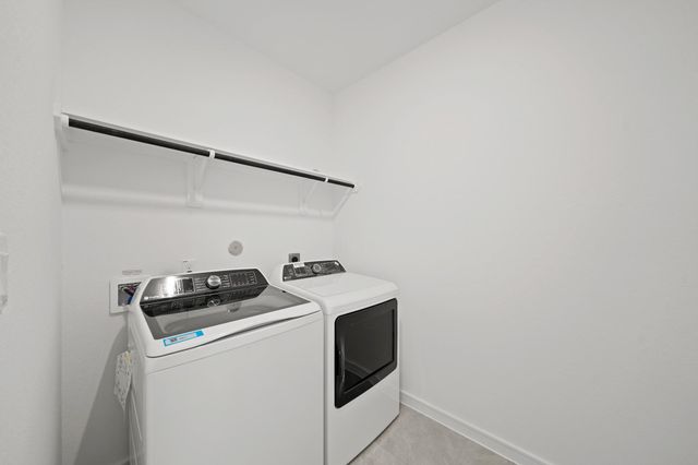 2903 Silver Forest Street, Angleton, TX 77515