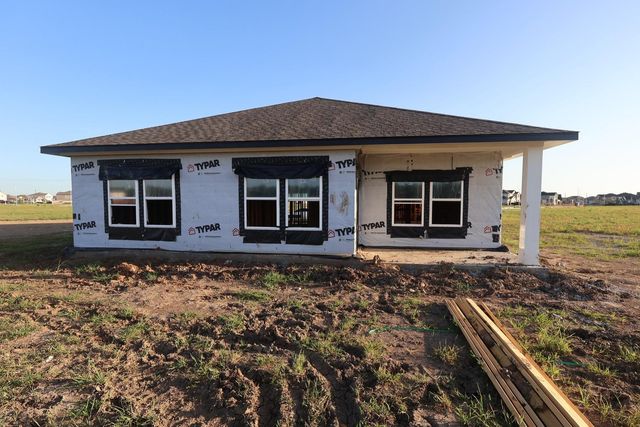 2903 Silver Forest Street, Angleton, TX 77515