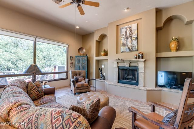 124 Circulo Vespucci, Tubac, AZ 85646