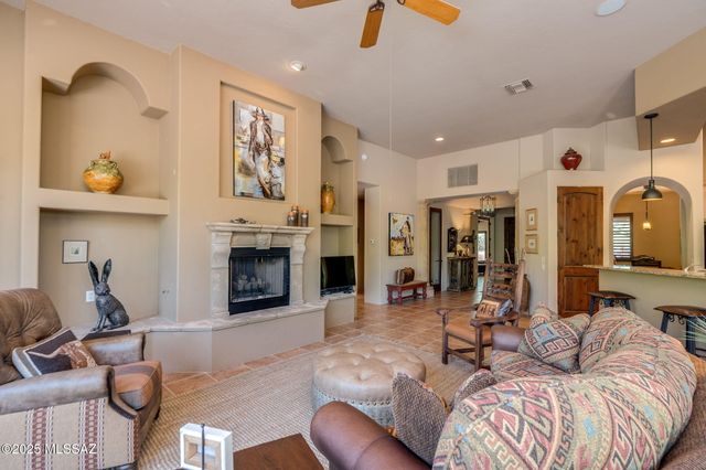 124 Circulo Vespucci, Tubac, AZ 85646