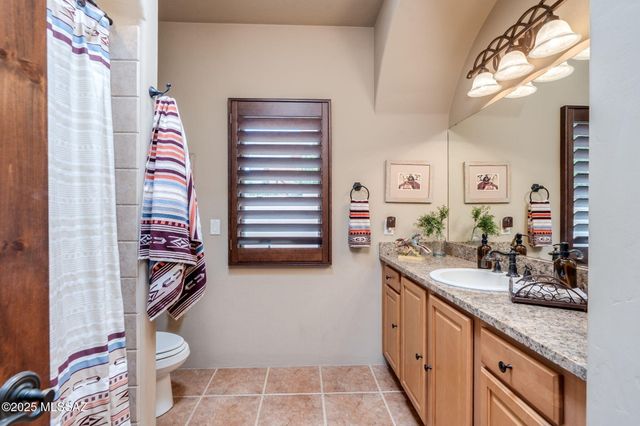 124 Circulo Vespucci, Tubac, AZ 85646