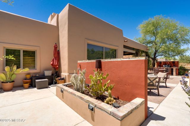 124 Circulo Vespucci, Tubac, AZ 85646