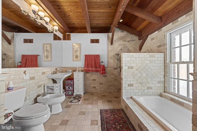 500 BARTRAM RD, Kennett Square, PA 19348