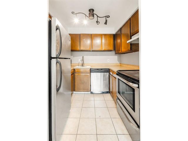 1260 York St 206, Denver, CO 80206
