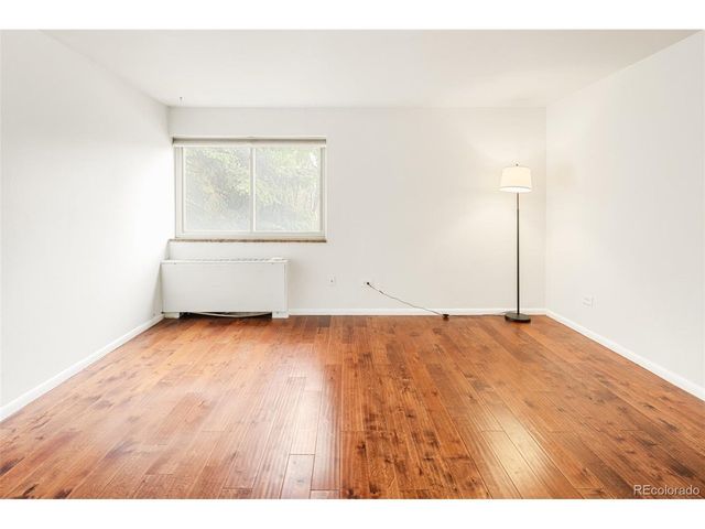 1260 York St 206, Denver, CO 80206
