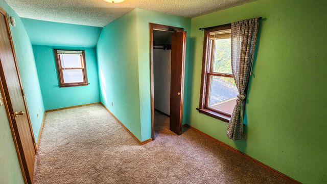 511 11th Street N, Moorhead, MN 56560