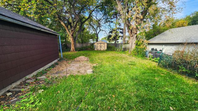 511 11th Street N, Moorhead, MN 56560