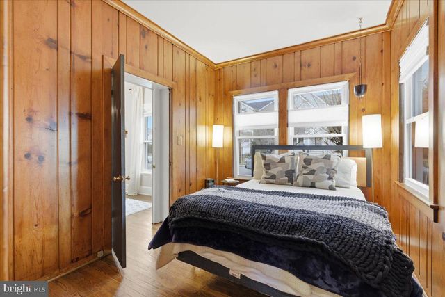 1023 19TH ST S, Arlington, VA 22202