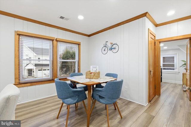 1023 19TH ST S, Arlington, VA 22202