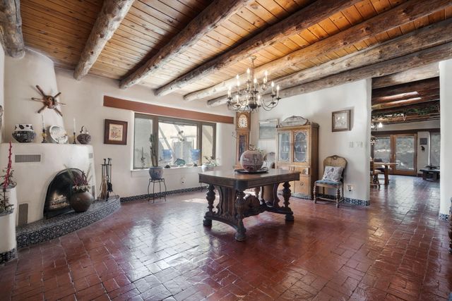 10075 Los Cansados Road NW, Albuquerque, NM 87114