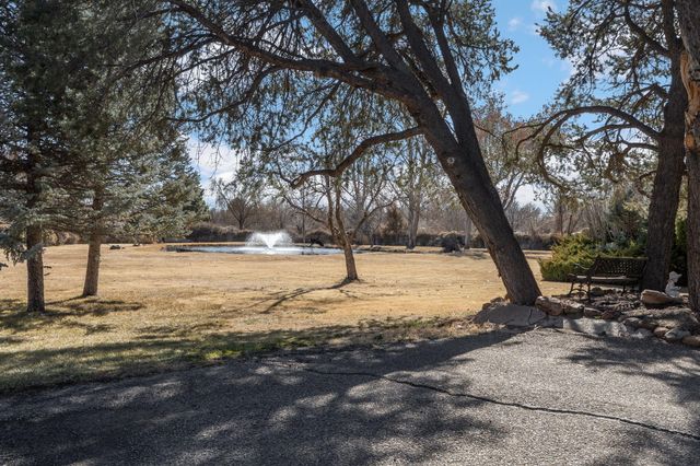 10075 Los Cansados Road NW, Albuquerque, NM 87114