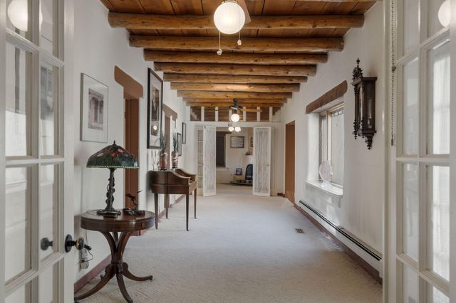 10075 Los Cansados Road NW, Albuquerque, NM 87114