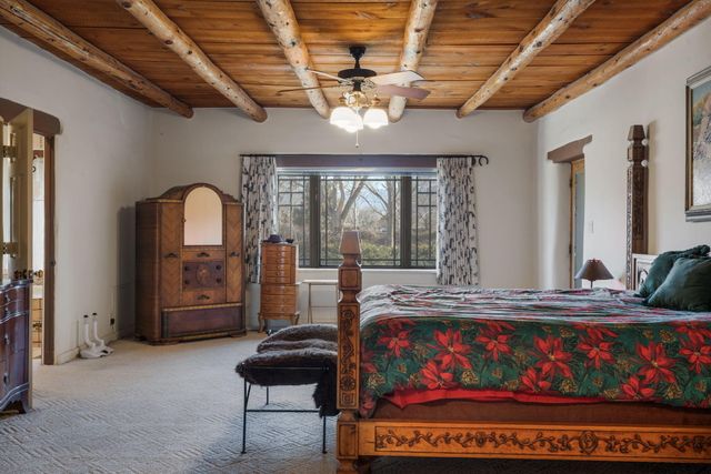 10075 Los Cansados Road NW, Albuquerque, NM 87114