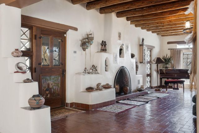 10075 Los Cansados Road NW, Albuquerque, NM 87114