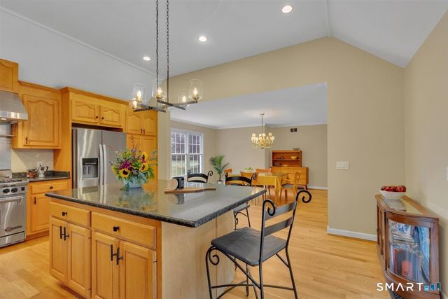34 Collier Road, Wethersfield, CT 06109