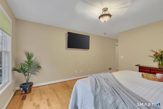 34 Collier Road, Wethersfield, CT 06109