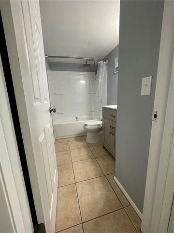 7640 92ND STREET 101E, Seminole, FL 33777