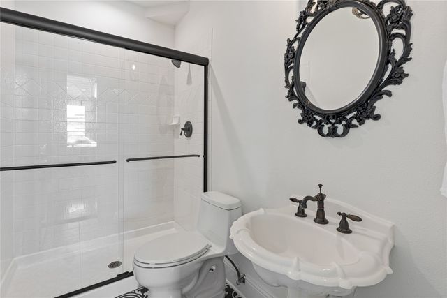 6109 Wildwood Drive, Mckinney, TX 75072