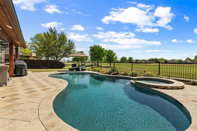 6109 Wildwood Drive, Mckinney, TX 75072