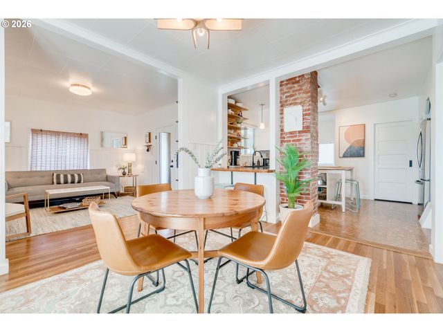 6204 Ne WILLOW St, Portland, OR 97213