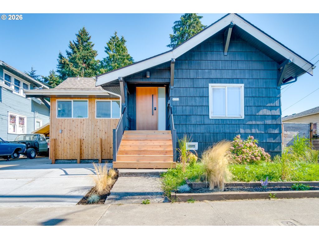 6204 Ne WILLOW St, Portland, OR 97213