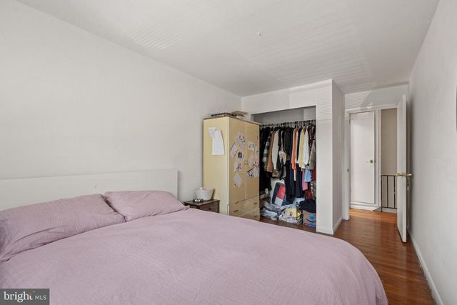 141 LAUREBA AVE, Stratford, NJ 08084