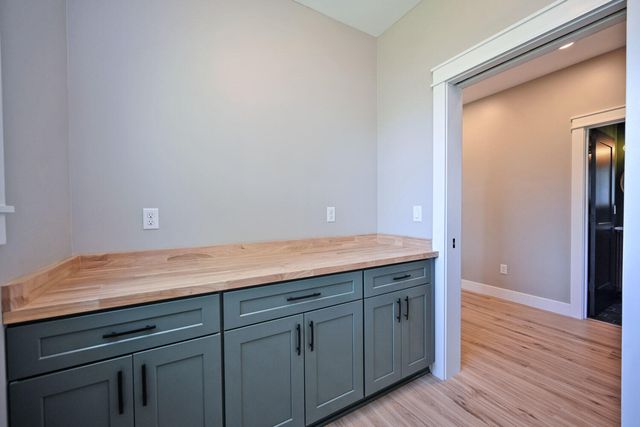 1217 Russell Street, Covington, KY 41011