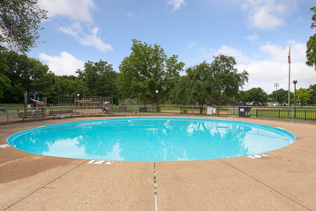 4217 27th Avenue S, Minneapolis, MN 55406