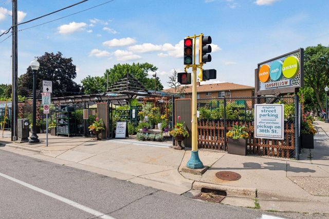 4217 27th Avenue S, Minneapolis, MN 55406